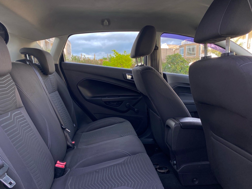 FORD FIESTA Titanium