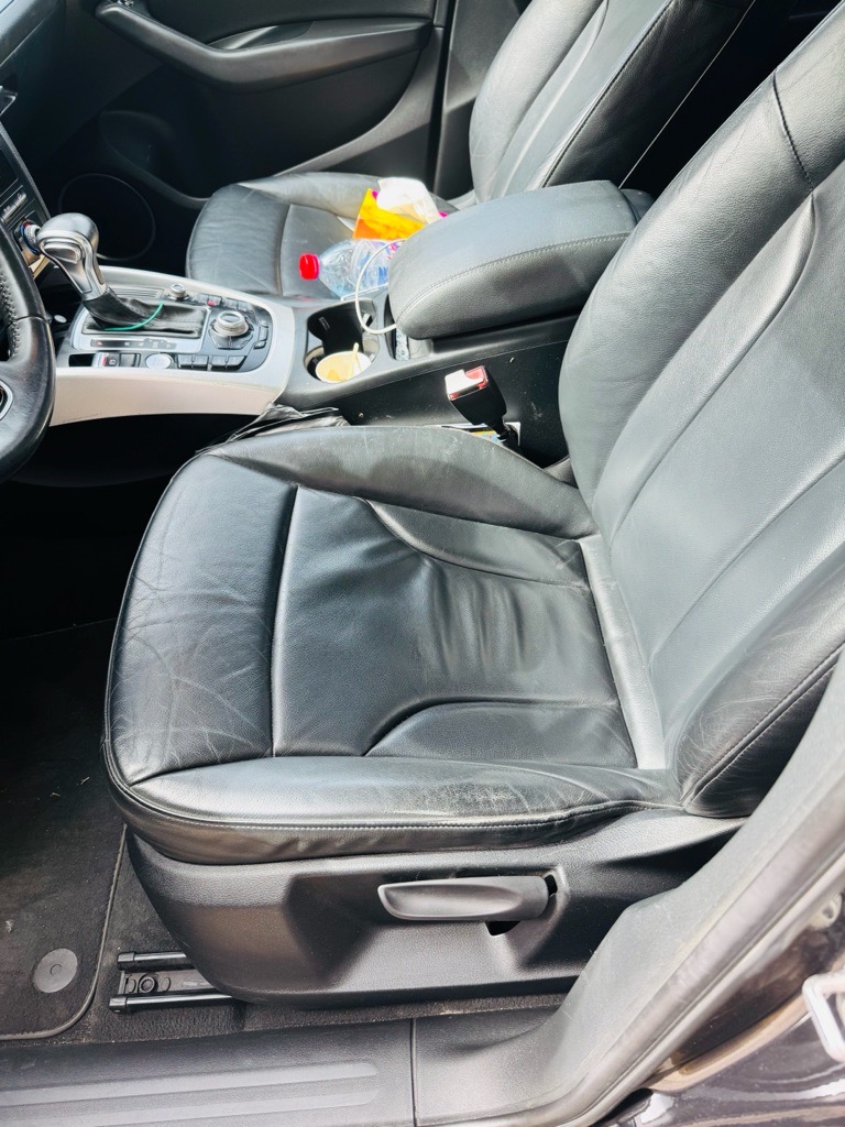 A vendre audi Q5 s line 3 litres v6 tdi quattro modele 2015