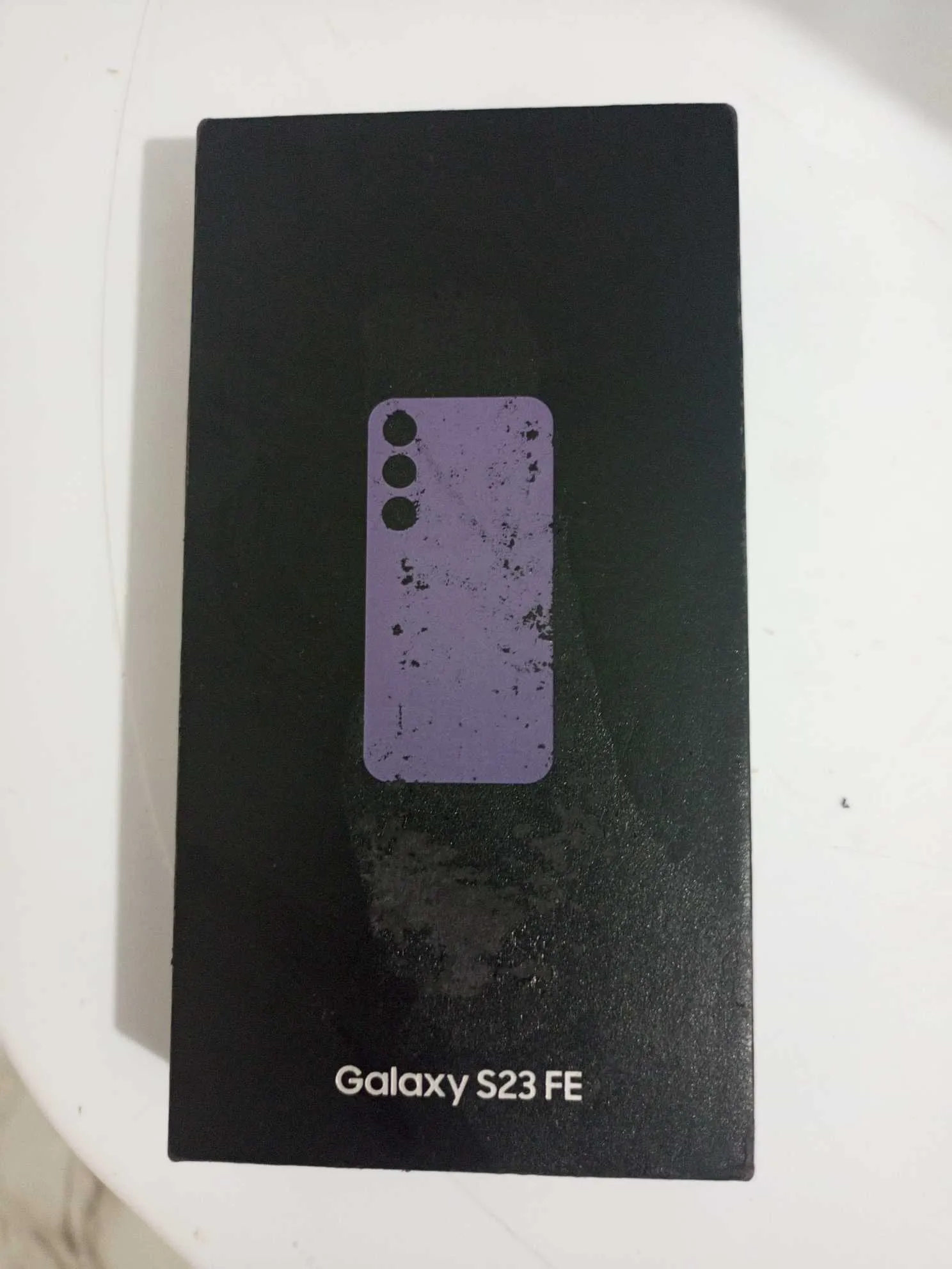 Samsung s23 fe cacheté