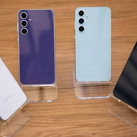 Samsung s23 fe cacheté