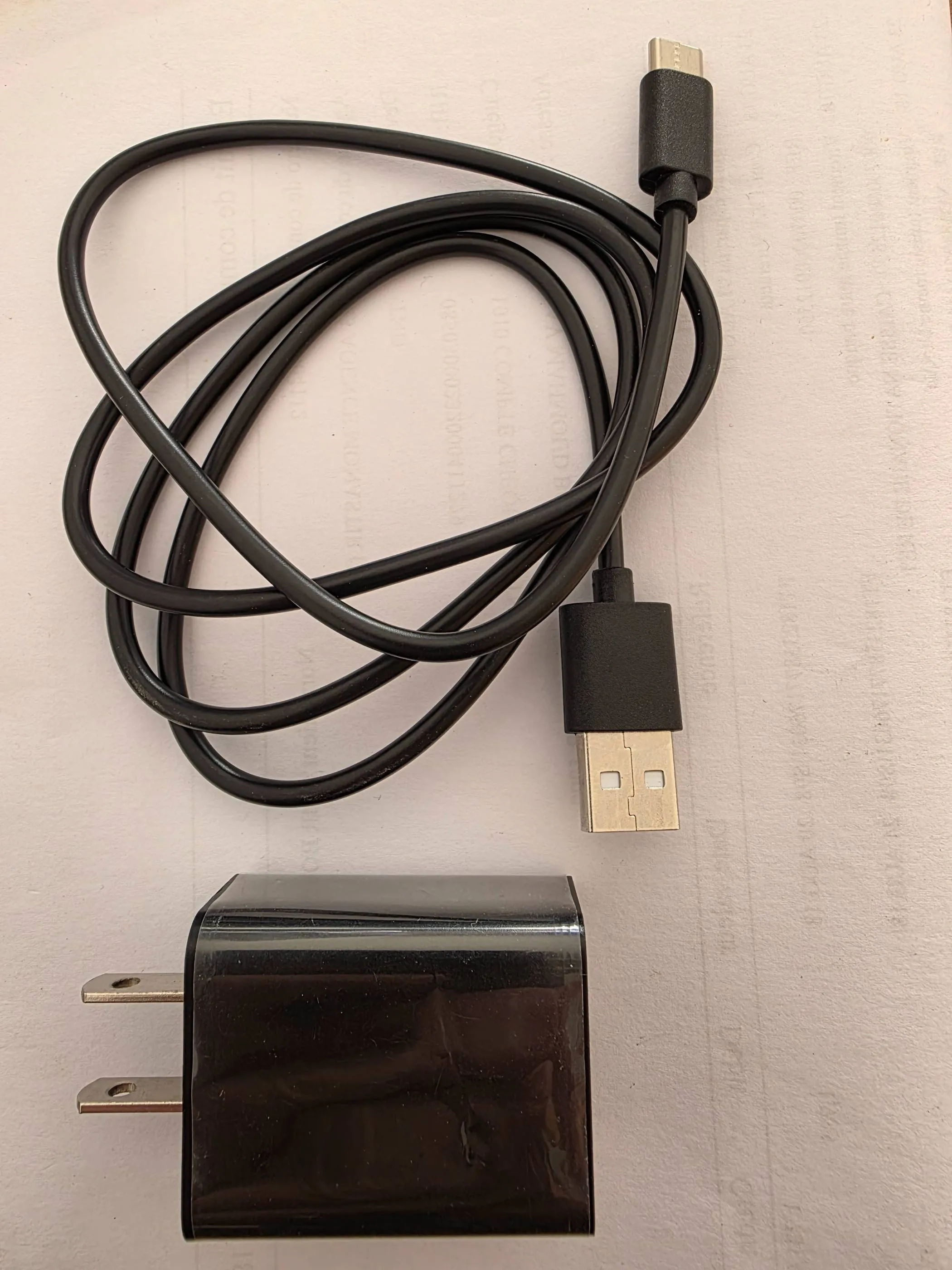 Chargeur 5V2A + Cable Type-C Importe