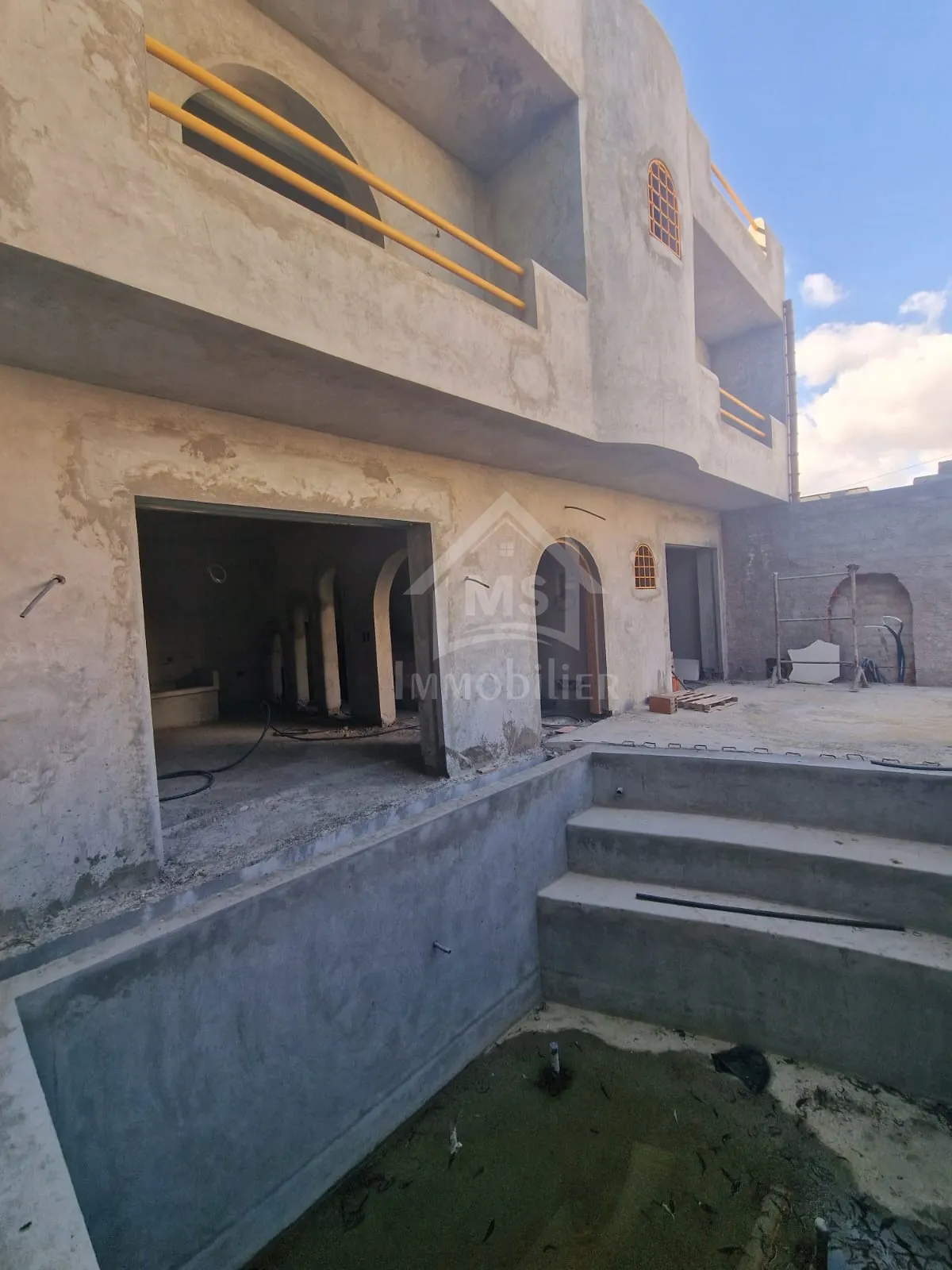 Duplex S+2 avec piscine encours de finition à vendre51355351