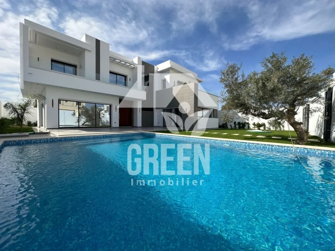 villa " VERSACE "