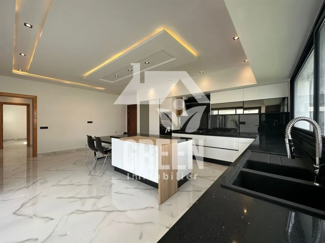 villa " VERSACE "