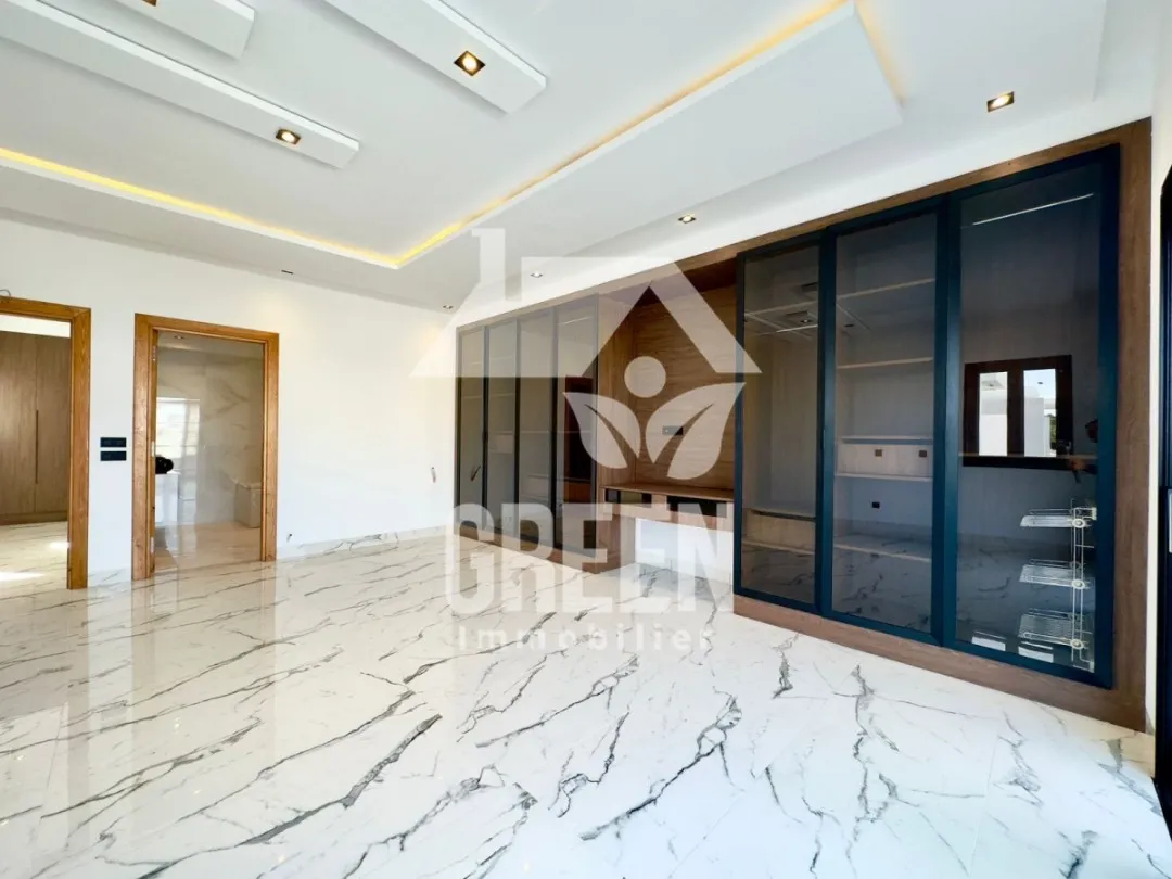 villa " VERSACE "