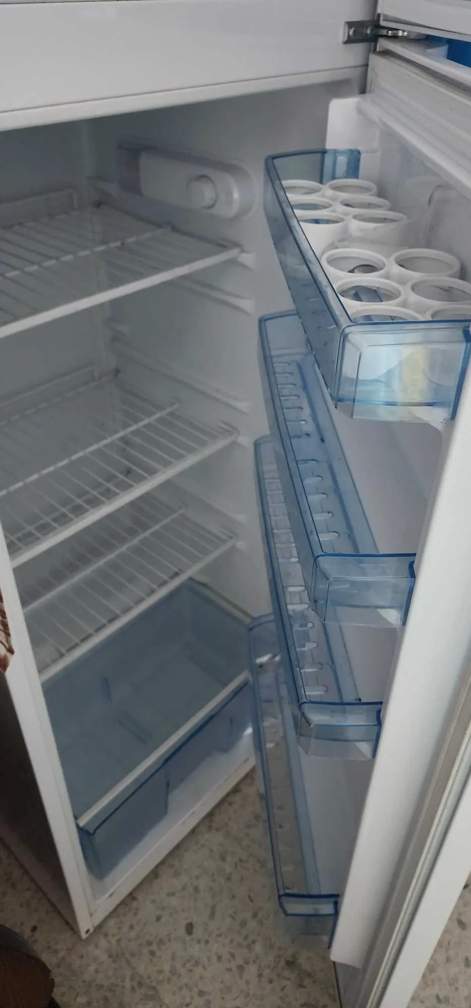 Réfrigérateur a vendre