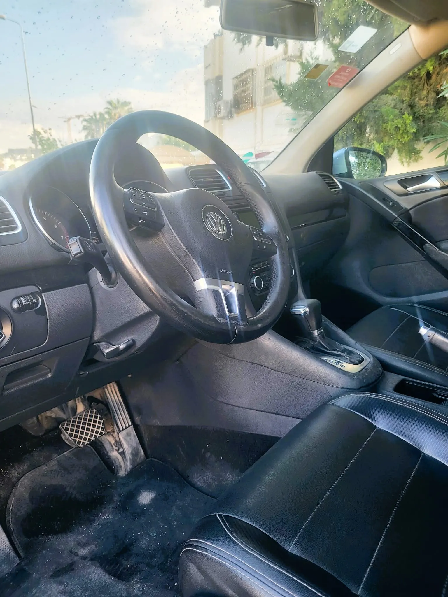 VOLKSWAGEN GOLF 6