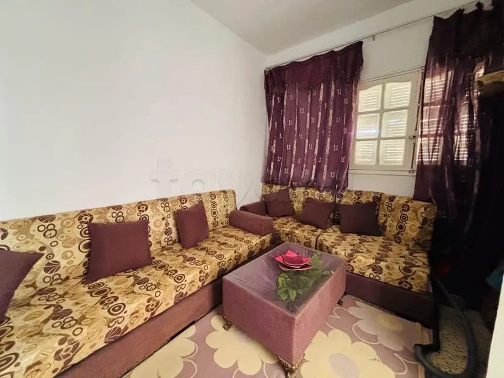 للبيع 2فيلا فرصة في حي الشباب