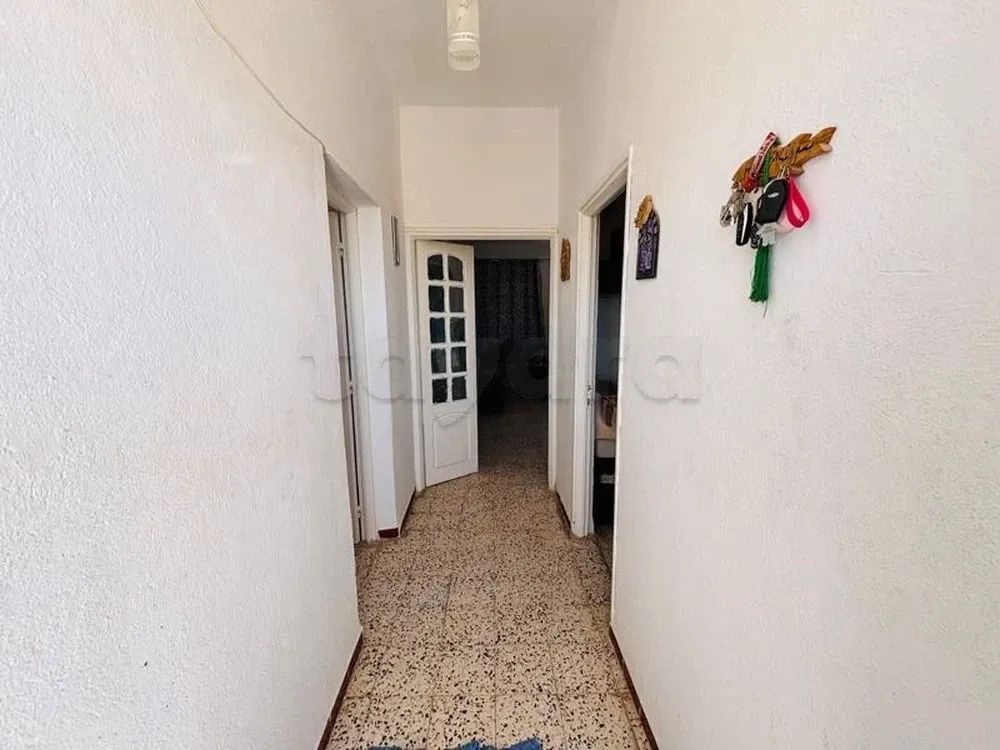 للبيع 2فيلا فرصة في حي الشباب