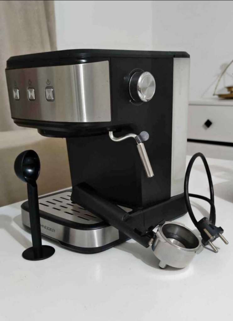 Machine à Café Expresso SCHNEIDER