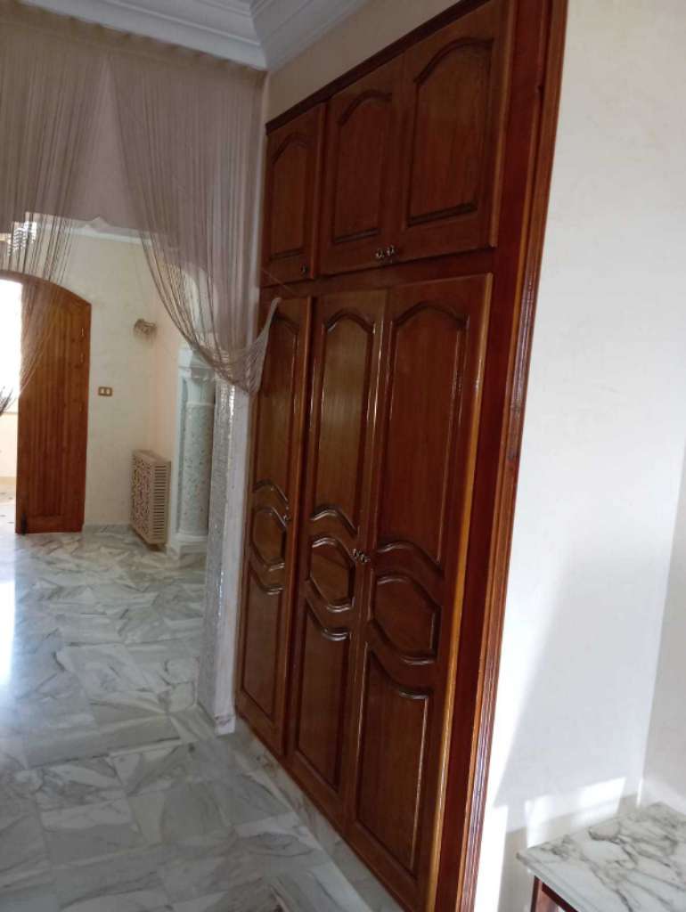 A louer appartement étage de villa type S+3 située a akouda