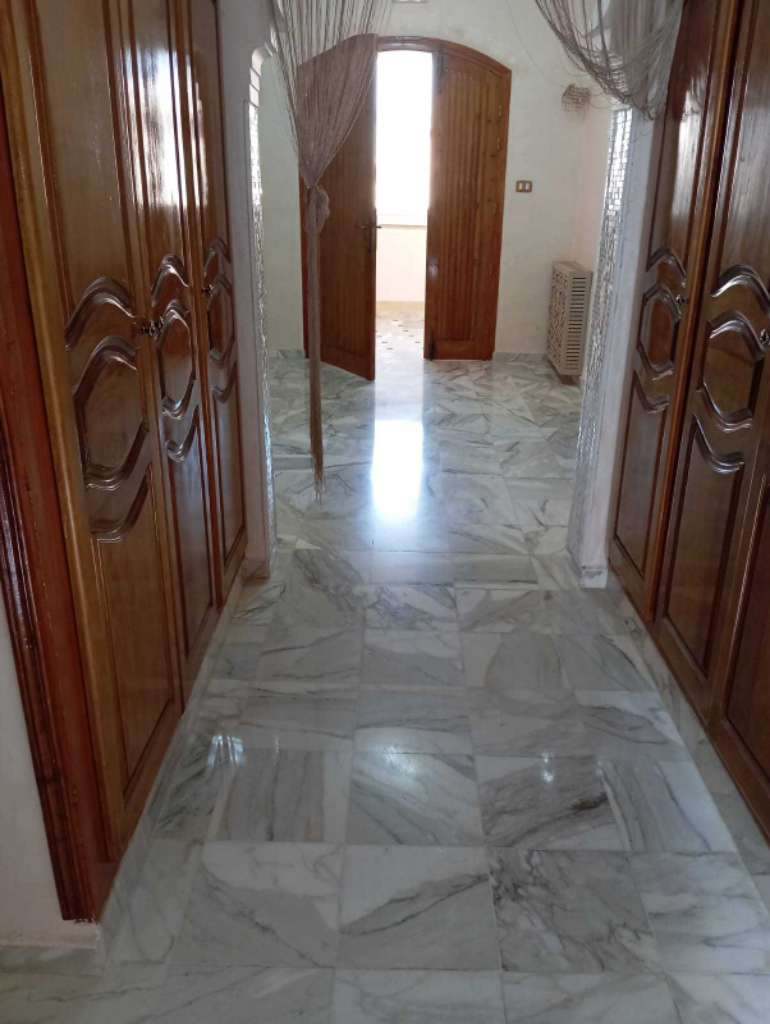 A louer appartement étage de villa type S+3 située a akouda