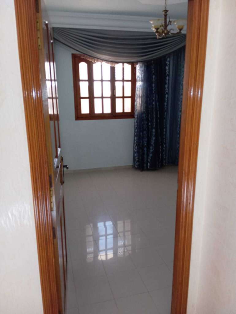 A louer appartement étage de villa type S+3 située a akouda