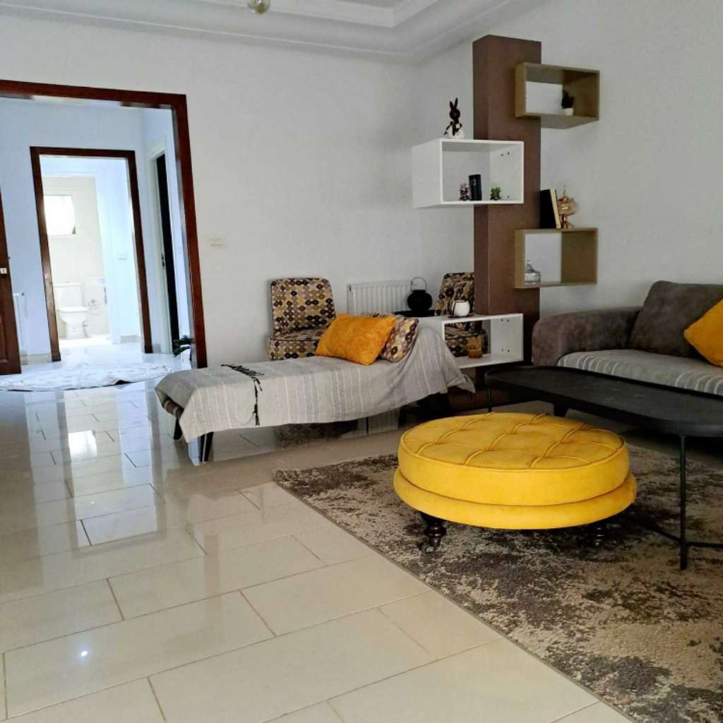 Particulier L S4 meublé Neuf Cité Palmeraies l'aouina 