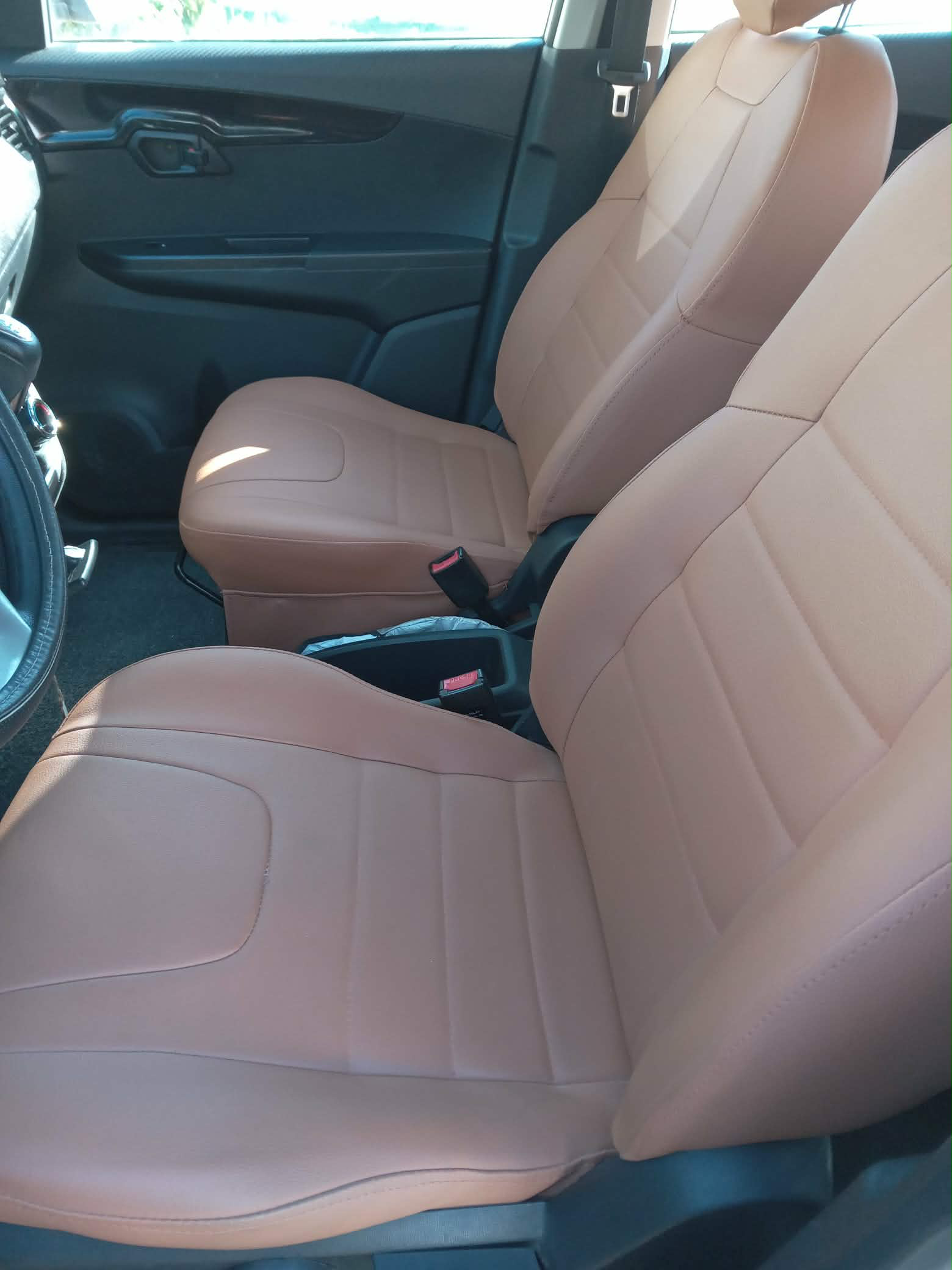 Mahindra KUV100 K6+ propre et bien entretenue 