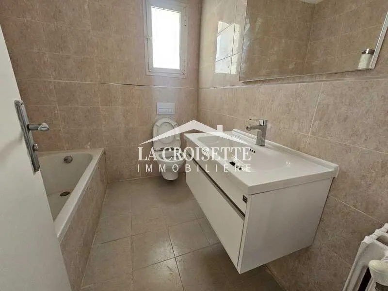 Duplex s5 avec piscine à La Marsa ZVL0066