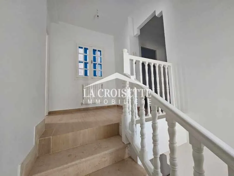 Duplex s5 avec piscine à La Marsa ZVL0066