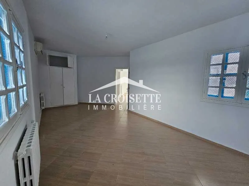 Duplex s5 avec piscine à La Marsa ZVL0066