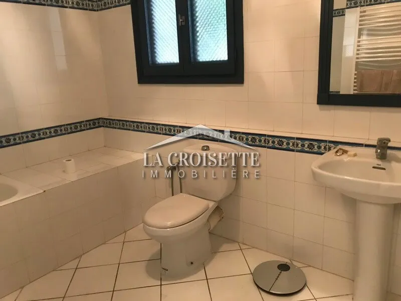 Duplex meublé s3 vue sur mer et avec jardin à Gammarth MDL0004