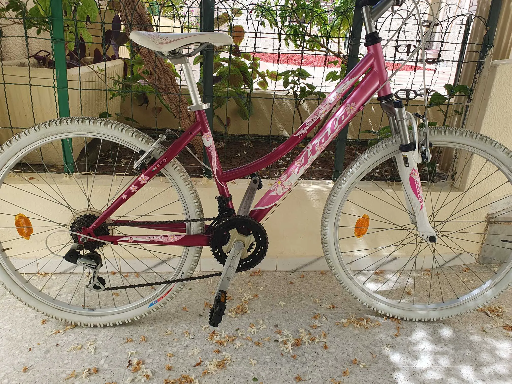 Vélo femme édition limitée atala flowers 🇮🇪