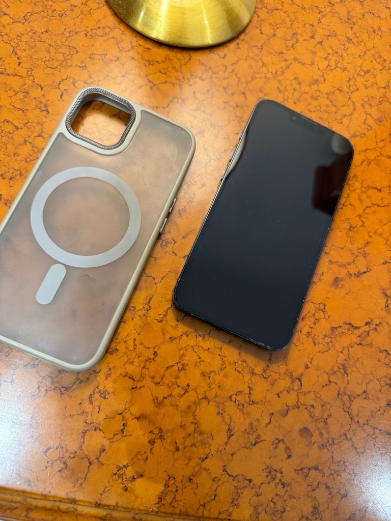 iPhone 13