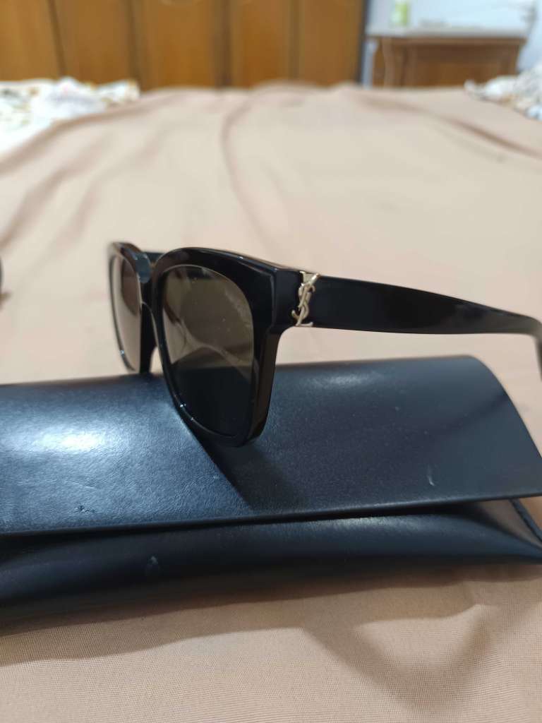 Lunettes solaires 