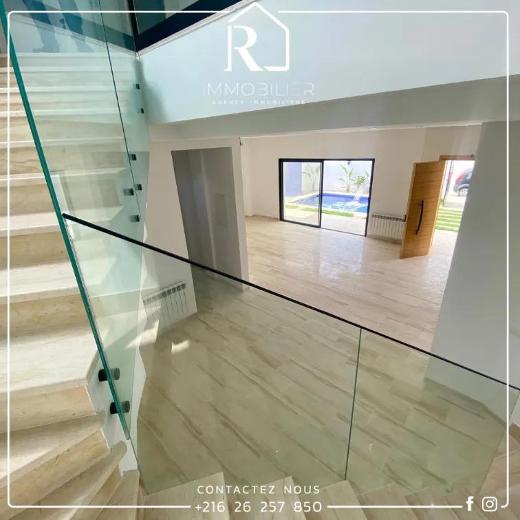 A #Vendre #Villa avec Piscine Quartier chic, résidentiel bien Sécurisé HAMMAMET