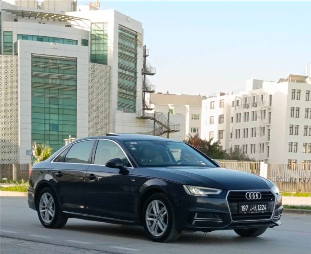 đ AUDI A4 s line 1.4 L
