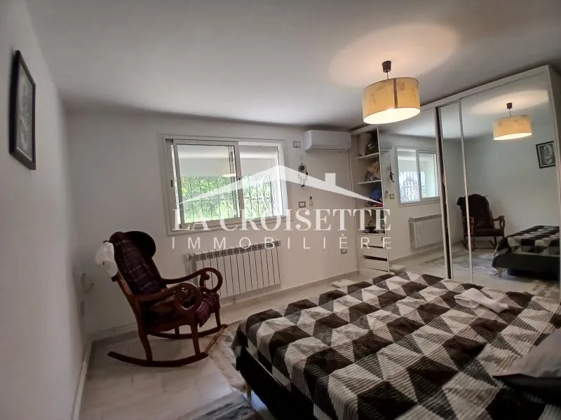 Rez-de-chaussée de villa s3 meublé à La Marsa ZRCL0318