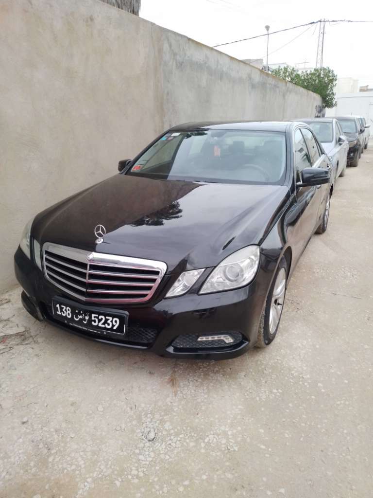 Mercedes E220