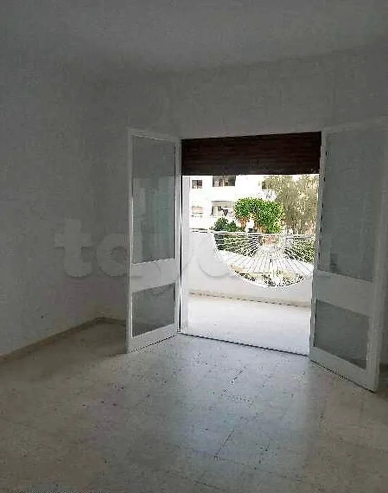 jolie appartement S3 a el Manar 2