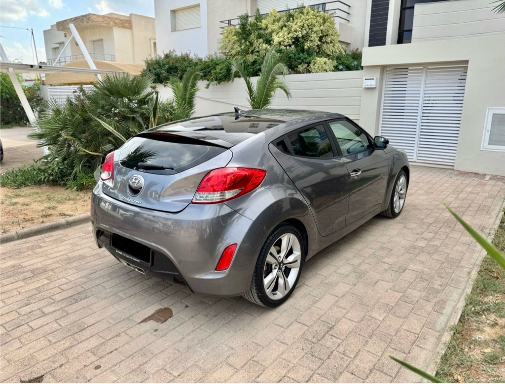 HYUNDAI Veloster 2015