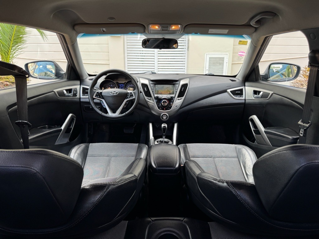 HYUNDAI Veloster 2015