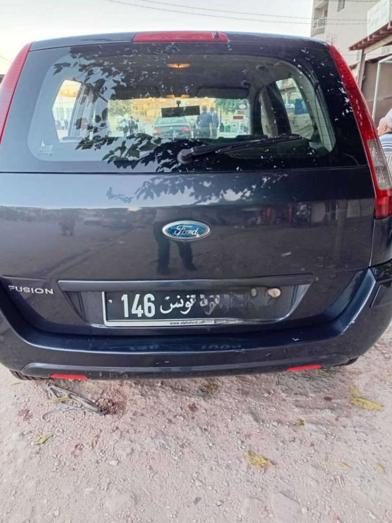 Ford fusion tout options etait neuf