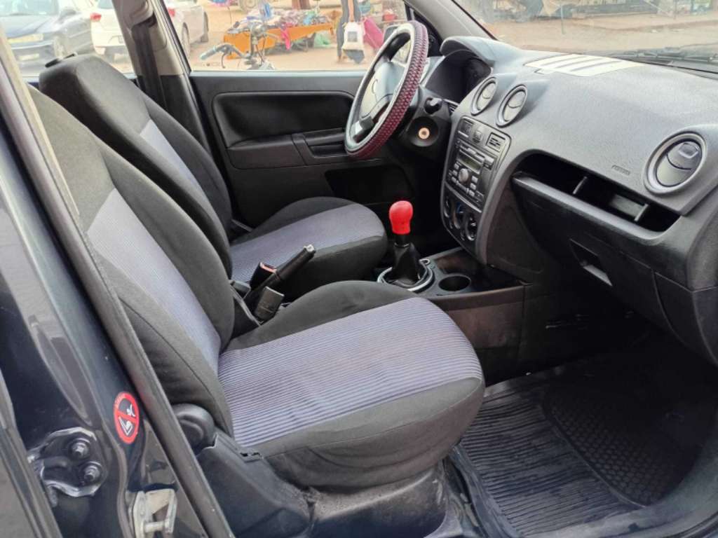 Ford fusion tout options etait neuf