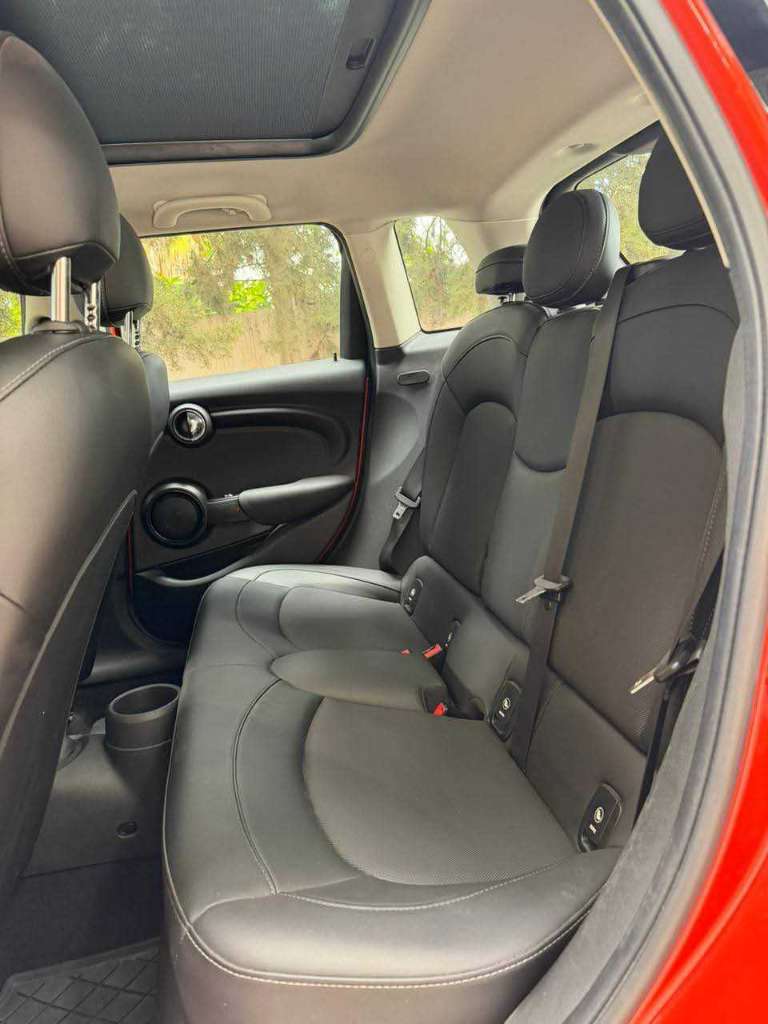 🚘 MINI One 2021 4portes boite auto 🚘
                   🔁 on accepte l échange des voitures