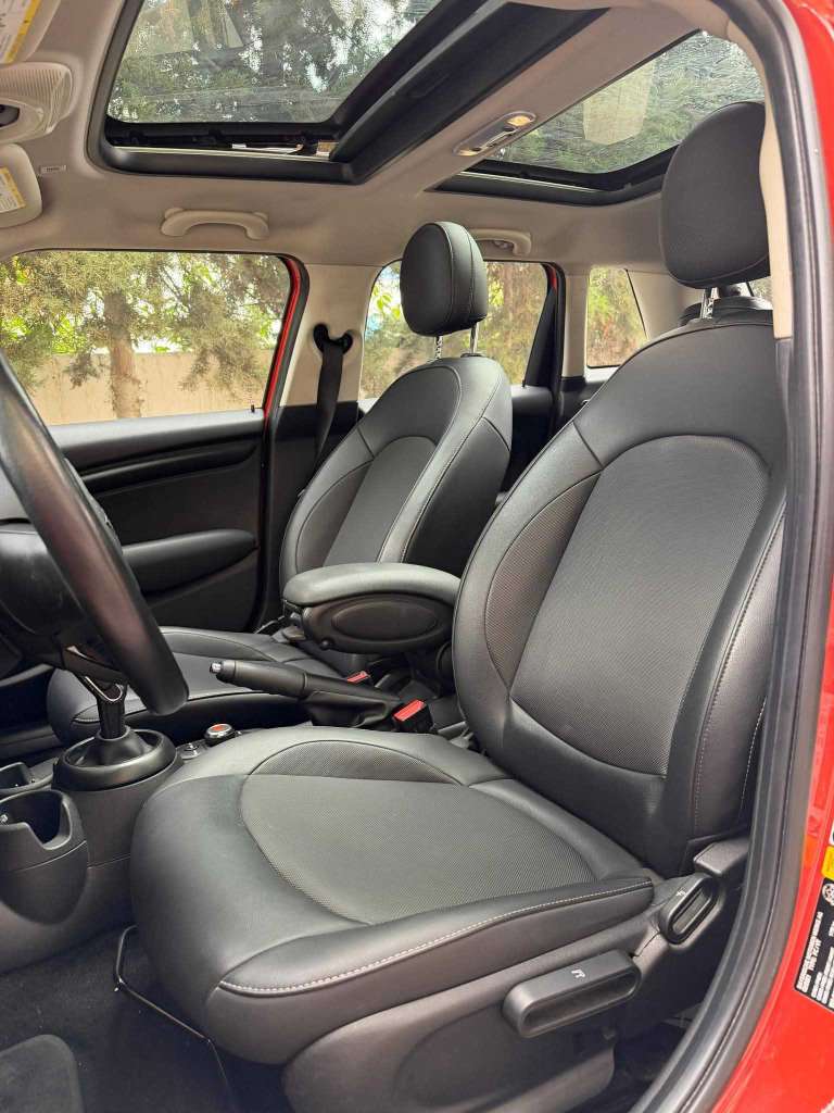 🚘 MINI One 2021 4portes boite auto 🚘
                   🔁 on accepte l échange des voitures