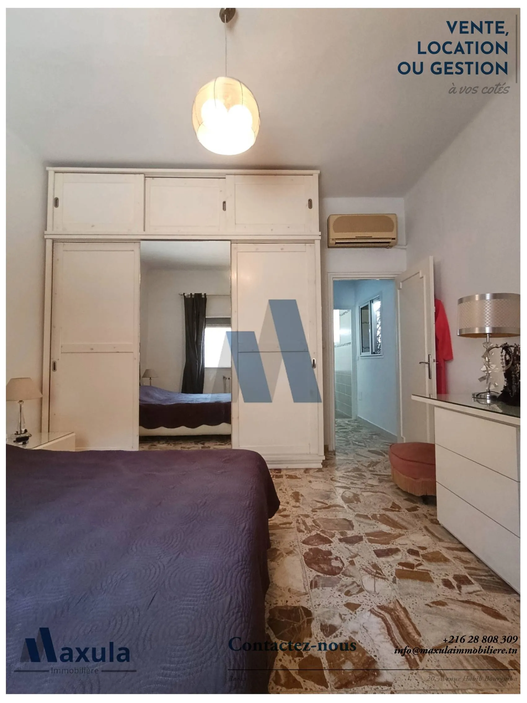 À VENDRE ÉTAGE DE VILLA EN RDC INDÉPENDANT EN PLEIN COEUR DE RADES