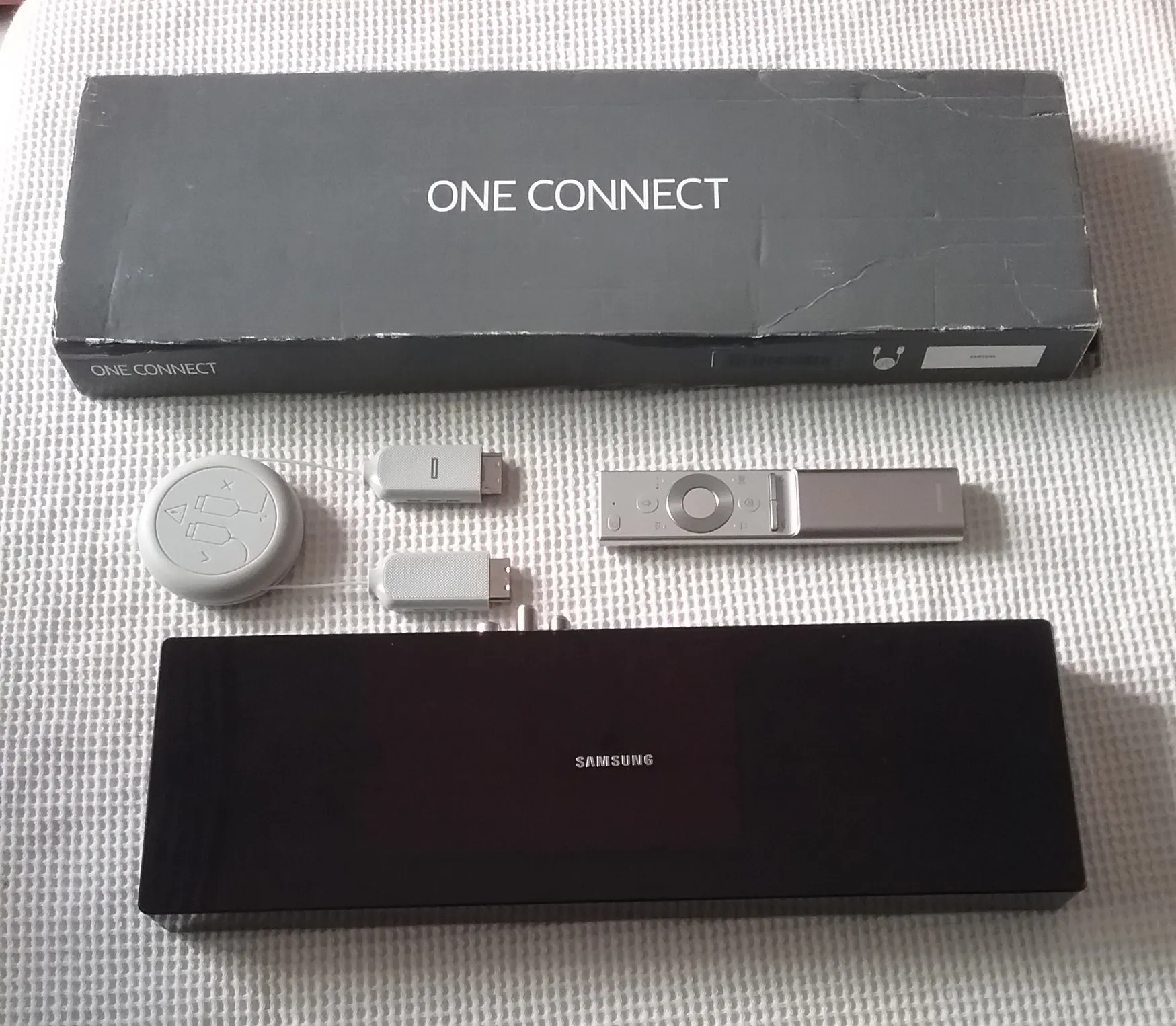 Boitier ONE CONNECT SAMSUNG