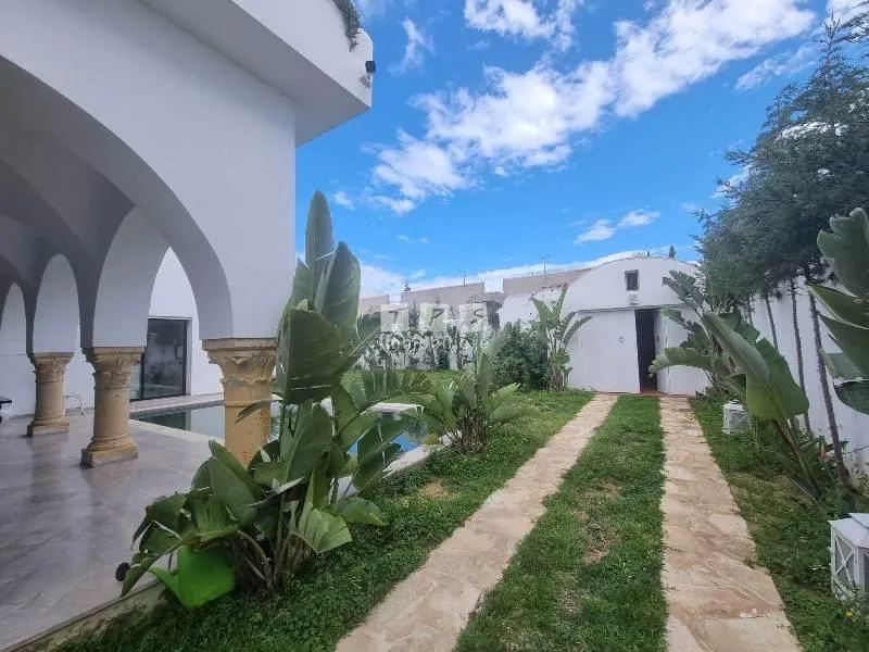 Villa PIVOINE (Réf: L2776)