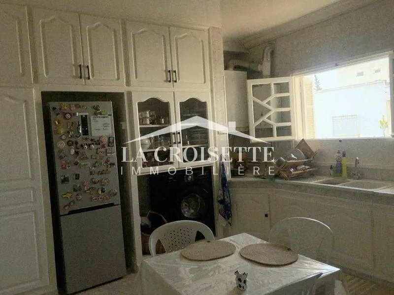 Etage de villa s2 meublé à La Marsa ZEL0576