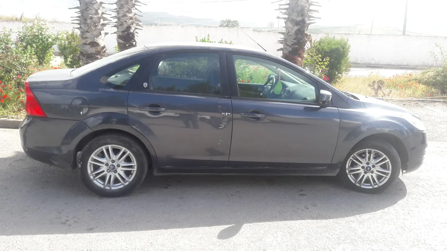 Voiture Ford focus à vendre