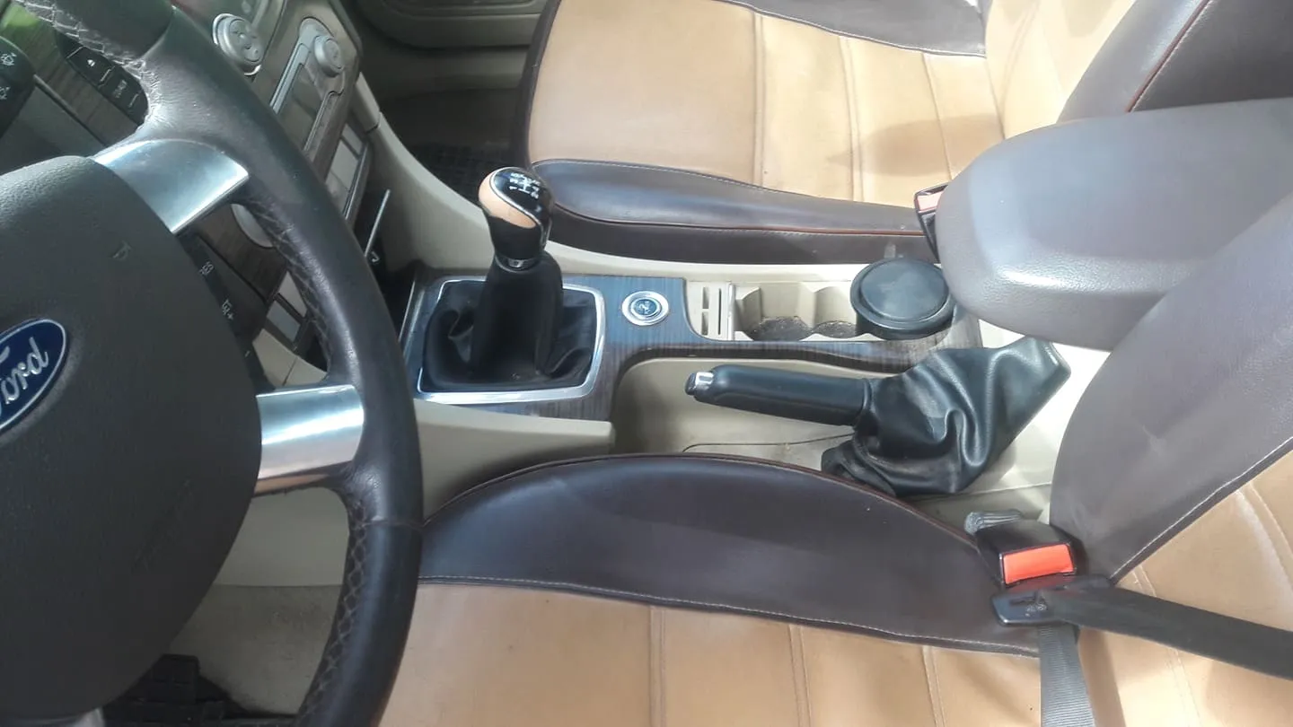 Voiture Ford focus à vendre