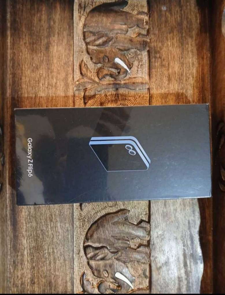 Samsung Galaxy Z Flip 6