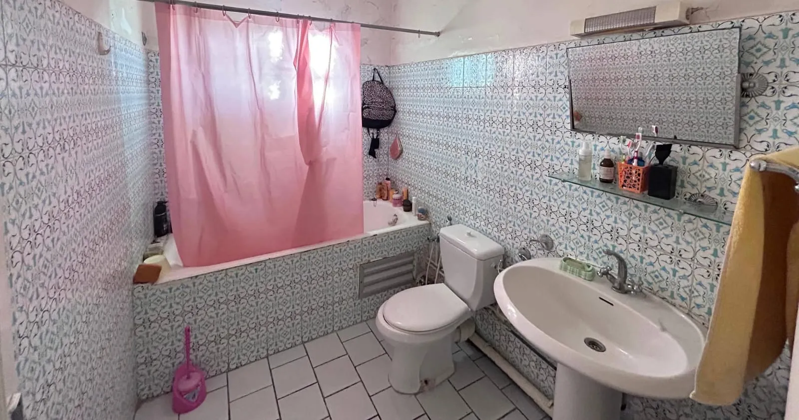 Appartement S+3 Avec Parking En Vente à Khezema Est, Sousse