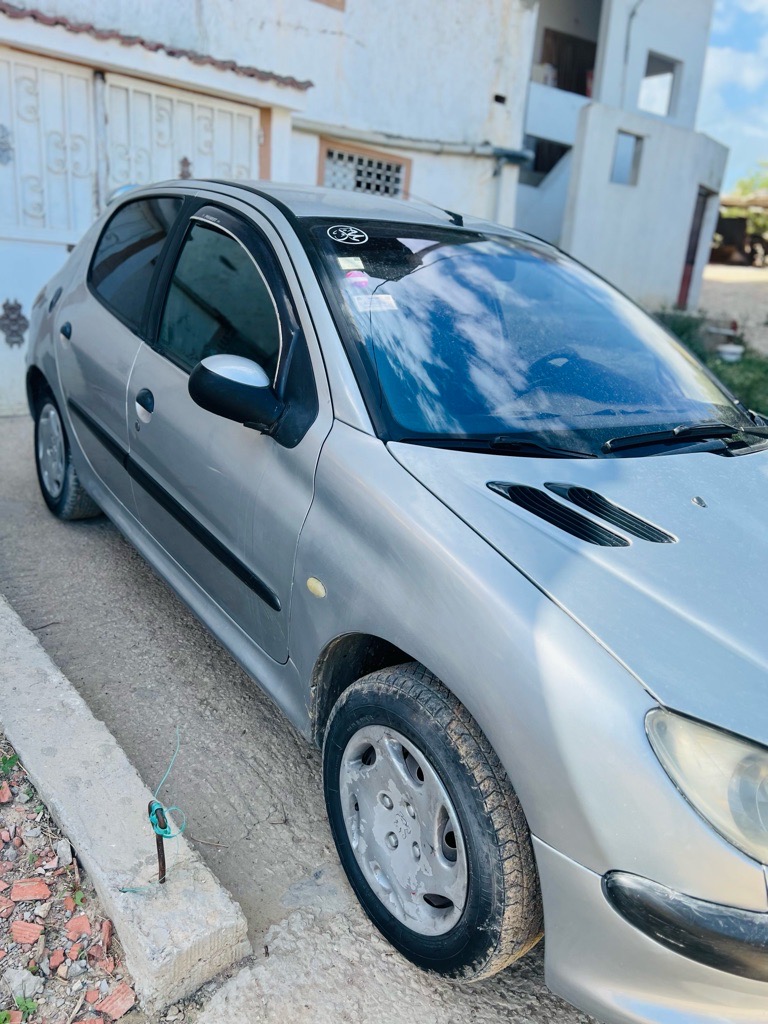 Peugeot 206