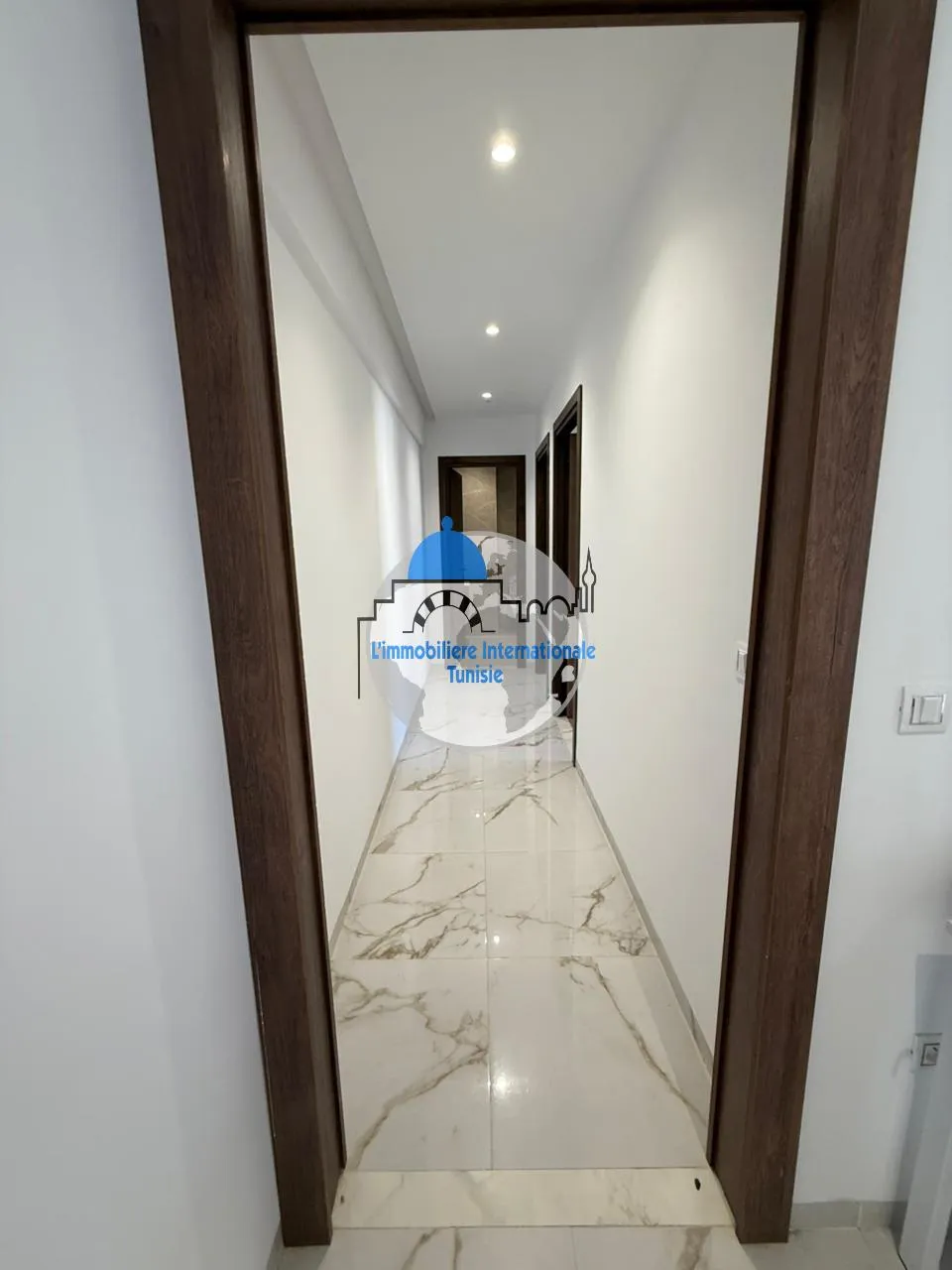 A vendre un appartement S+2 au Rez-de-chaussée de 120 m² à une résidence d'exception  R+4 à Sahloul 4 