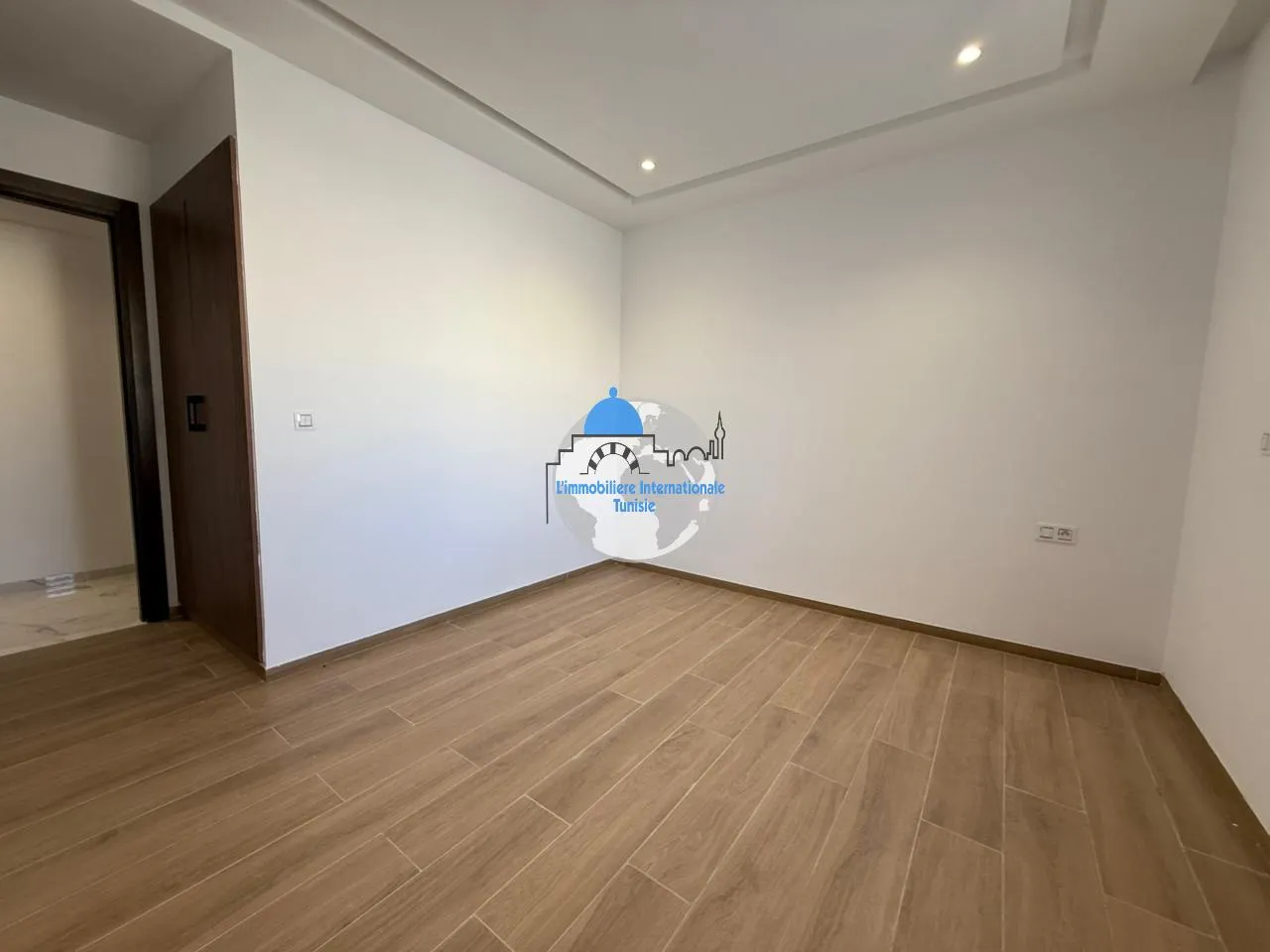 A vendre un appartement S+2 au Rez-de-chaussée de 120 m² à une résidence d'exception  R+4 à Sahloul 4 