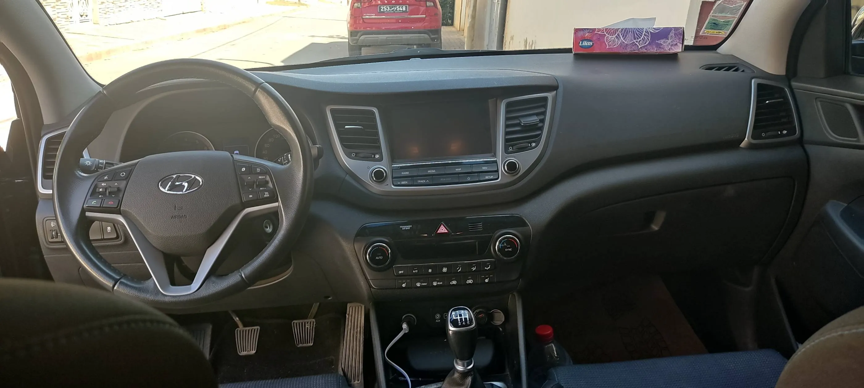 HYUNDAI TUCSON