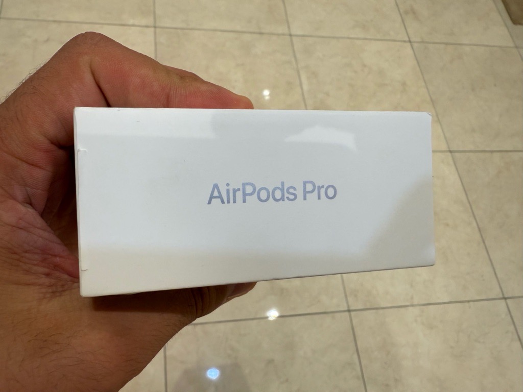 đ§ AirPods Pro 2 â â
Original CachetĂ© sous blister (importĂ©s de DubaĂŻđŠđȘ)